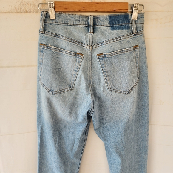 Abercrombie And Fitch The Ankle Straight Ultra High Rise Jeans - Picture 10 of 12